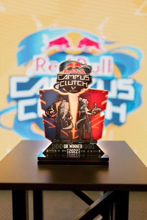 Red Bull Campus Clutch